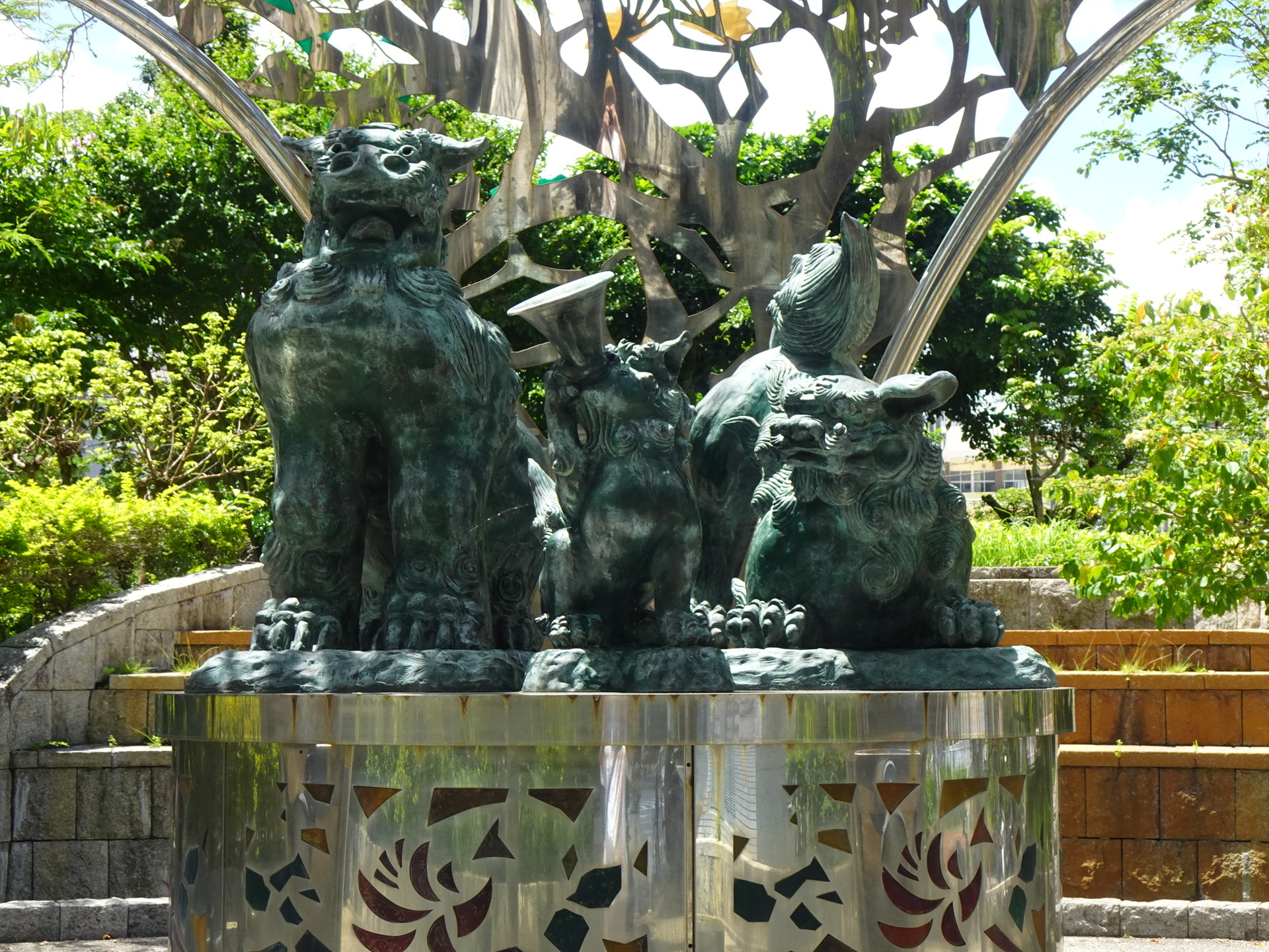 沖縄 お土産 シーサー 守り神 勇獅子シーサー
